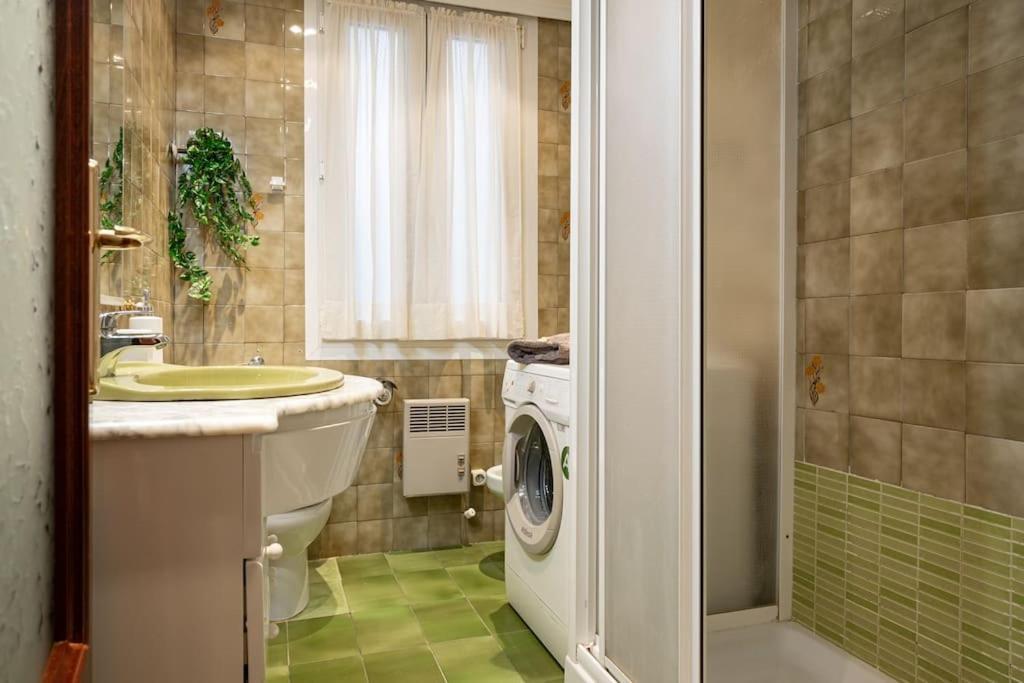 Apartamento Trisquel Gijón Eksteriør billede