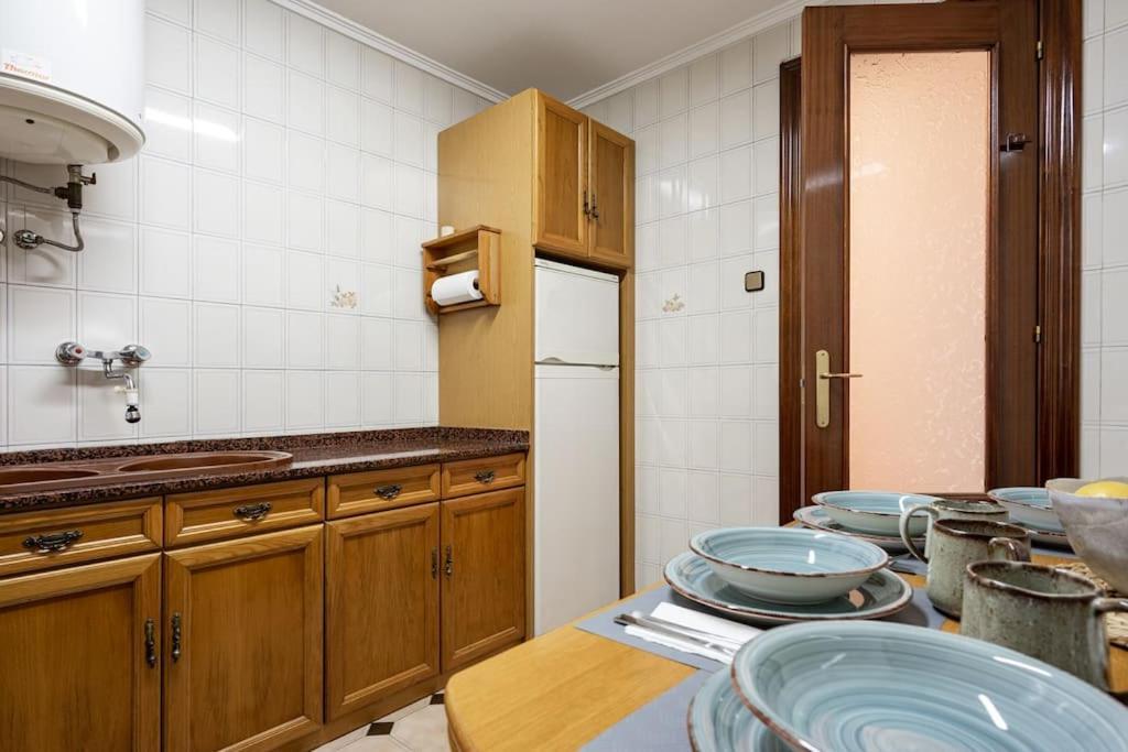 Apartamento Trisquel Gijón Eksteriør billede
