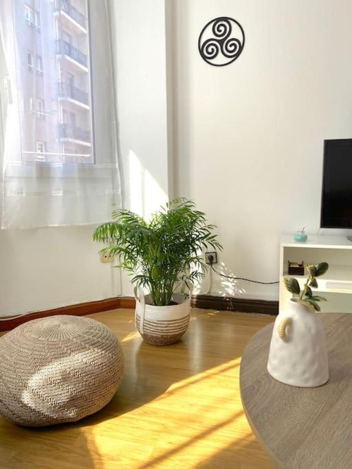 Apartamento Trisquel Gijón Eksteriør billede